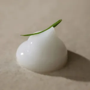 SOME BY MI body lotion texture